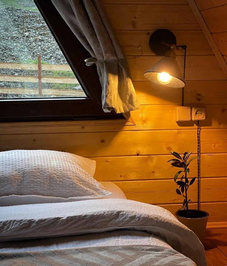 Aura Cottages Stepantsminda Exterior foto