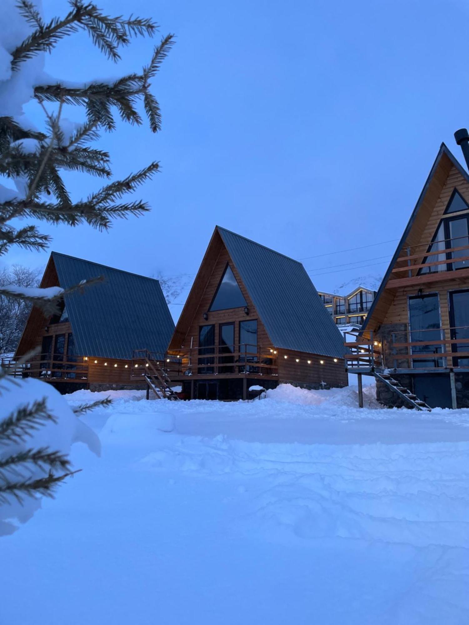 Aura Cottages Stepantsminda Exterior foto