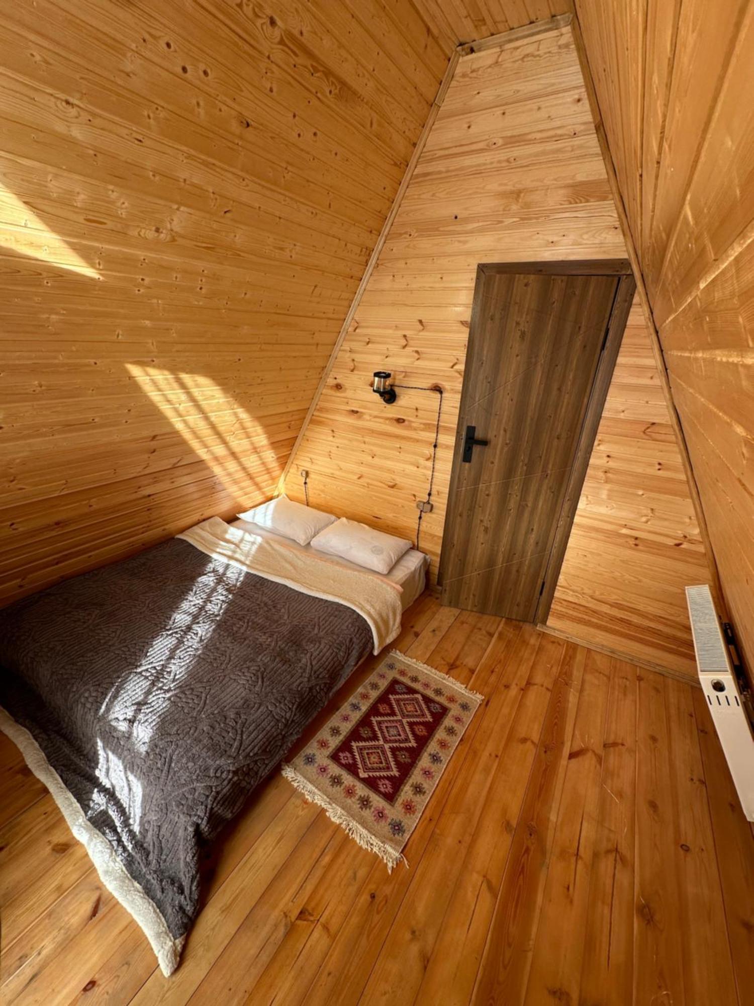 Aura Cottages Stepantsminda Exterior foto
