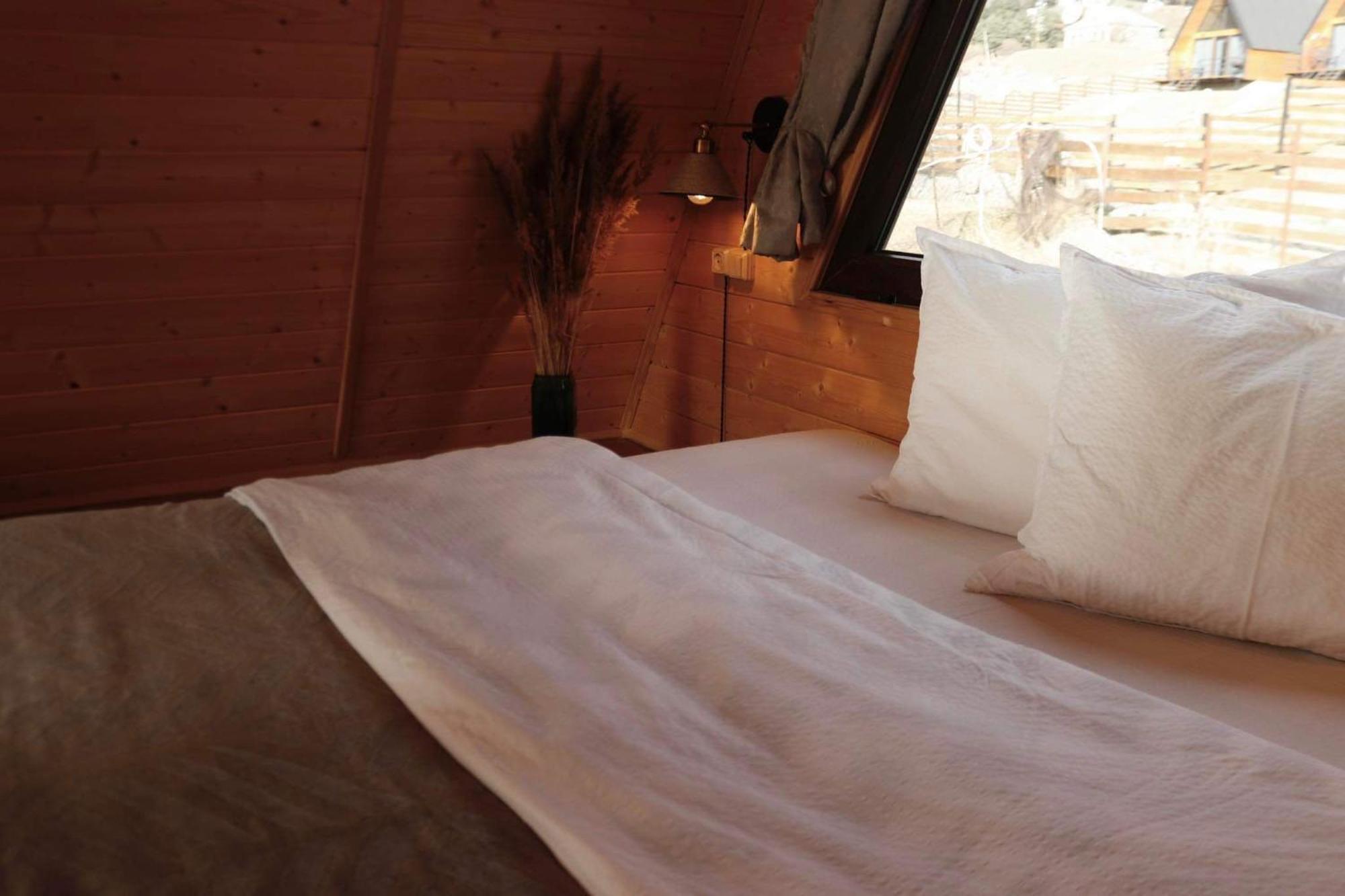 Aura Cottages Stepantsminda Exterior foto