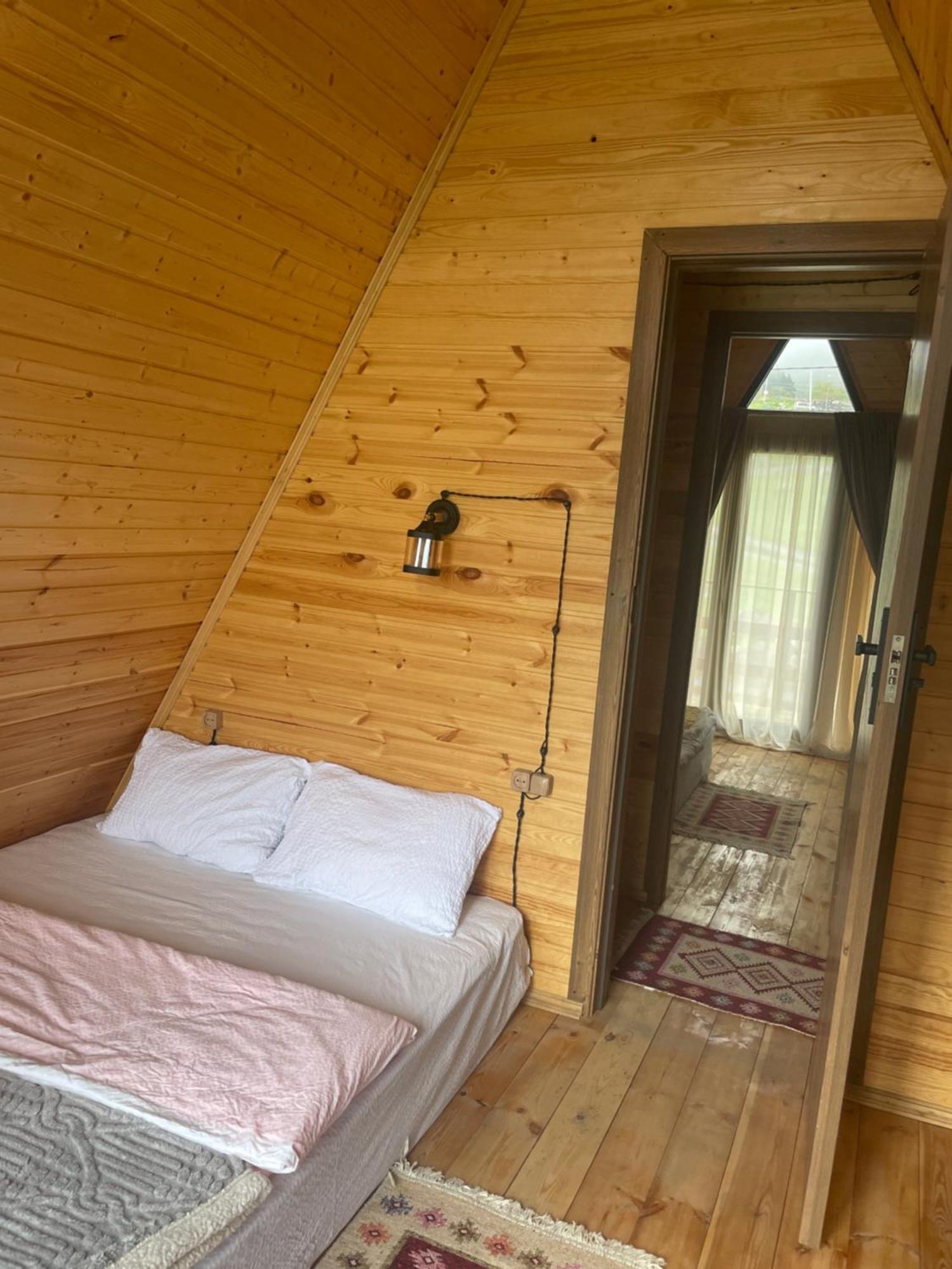 Aura Cottages Stepantsminda Exterior foto