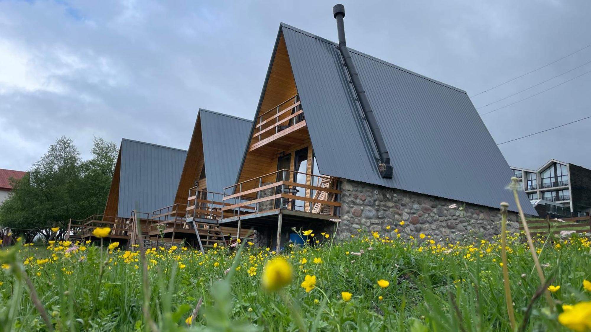 Aura Cottages Stepantsminda Exterior foto