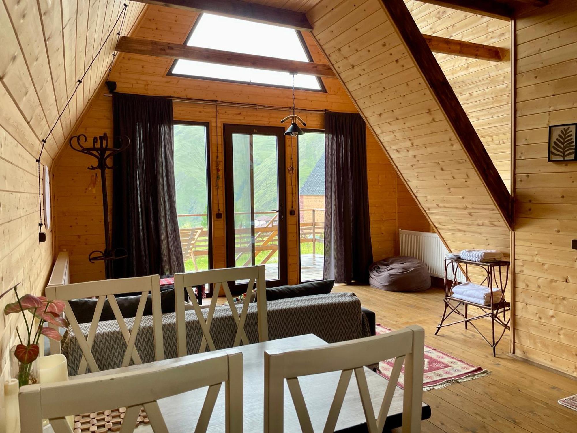 Aura Cottages Stepantsminda Exterior foto