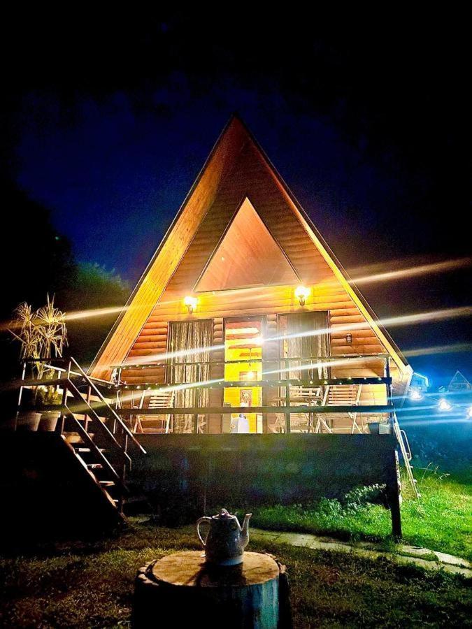 Aura Cottages Stepantsminda Exterior foto